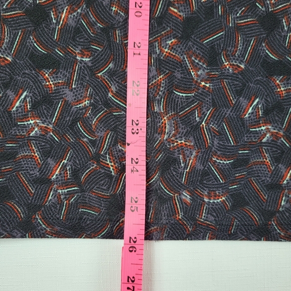 LuLaRoe Cassie SKIRT Womens Size 3XL Black Gray Red Aqua Pull-on Abstract NWT - Picture 8 of 16